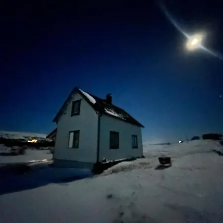Vakantiehuis House By Varangerfjorden, Bird Watching And White-tailed Eagles *